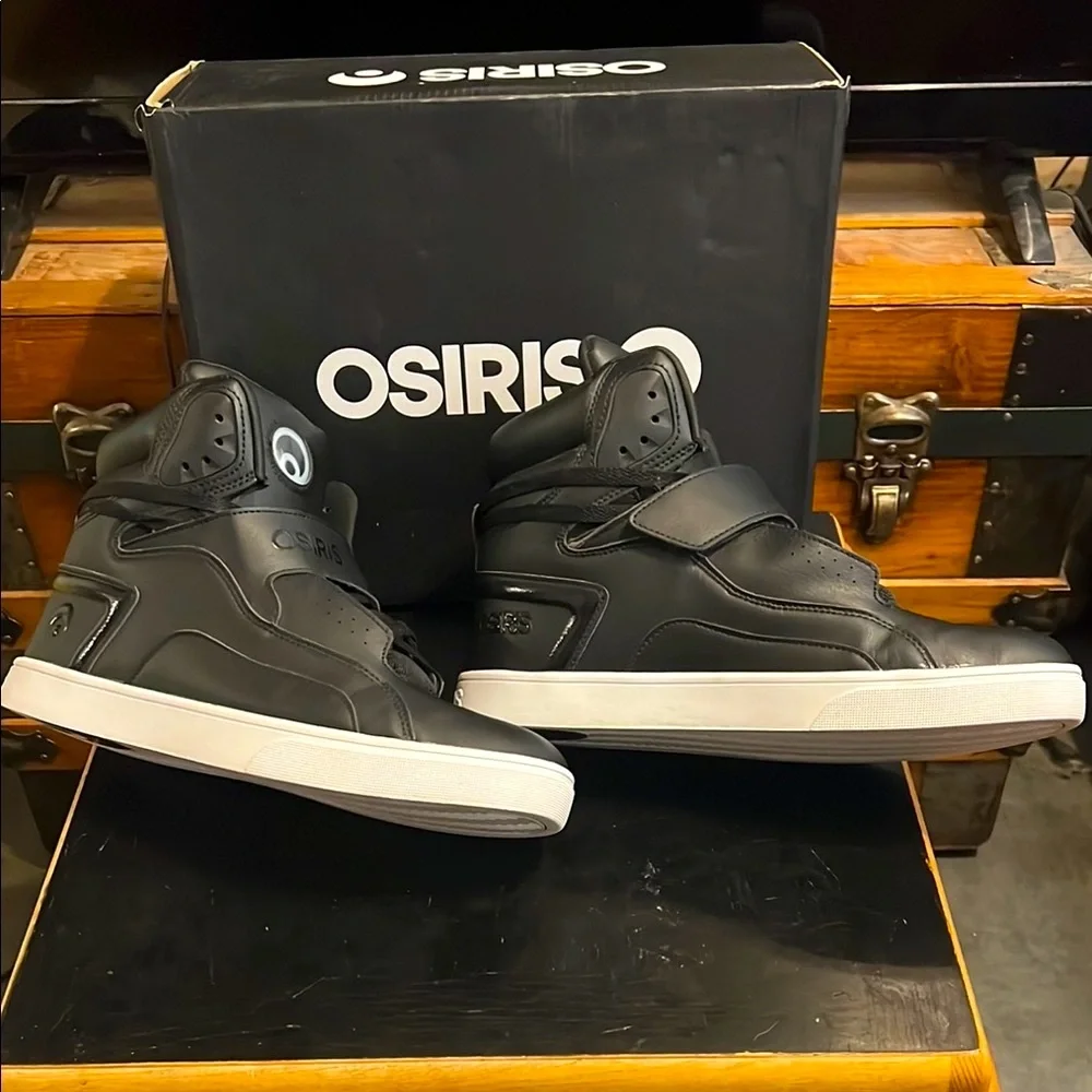 OSIRIS LIMITED EDITION LEATHER RIZE ULTRA HIGH TOPS SIZE 10